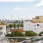 Marina View 3 With Pool By Homing * Lagos