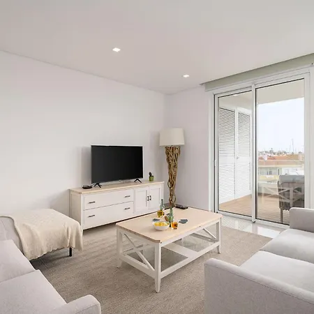 Apartmán Marina View 3 With Pool By Homing *