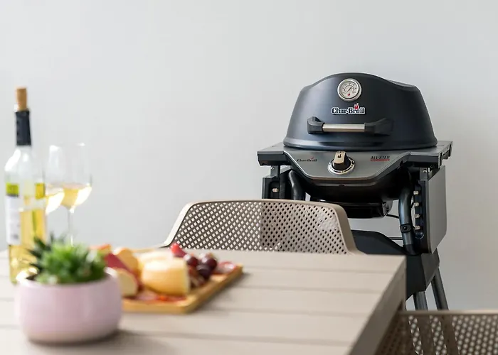 Marina View 3 With Pool By Homing Daire *