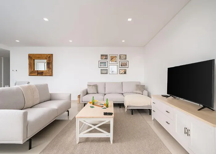 Daire Marina View 3 With Pool By Homing *