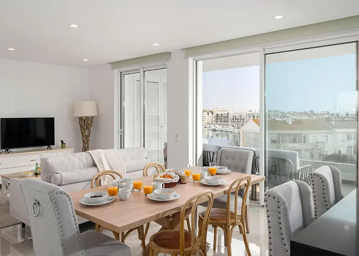 Marina View 3 With Pool By Homing Daire *