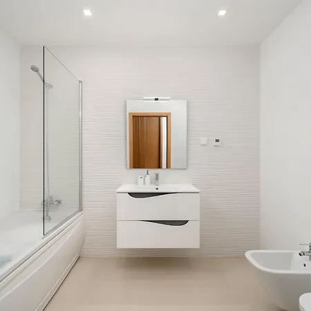 Marina View 3 With Pool By Homing Lagos