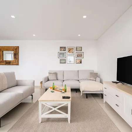 דירה Marina View 3 With Pool By Homing *