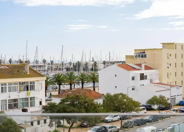 Marina View 3 With Pool By Homing * Lagos